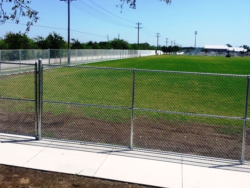 Braden bakersfield park fence installation